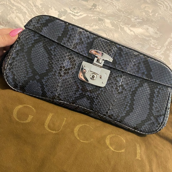 ❤️FLASH SALE ♥️ AUTHENTIC GUCCI SNAKESKIN LADY LOCK CLUTCH - Picture 4 of 8